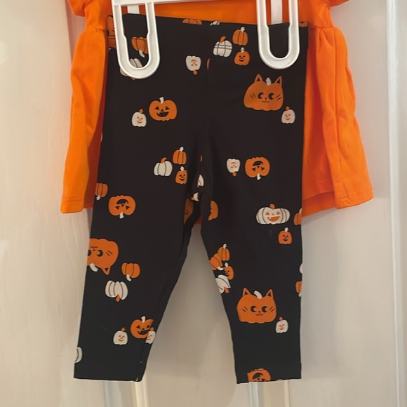 Cat & Jack Orange Pumpkin Outfit with Black Leggings - Picture 4 of 6